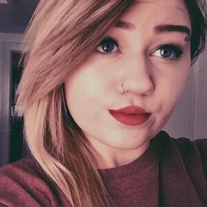 Meet your Posher, Janee